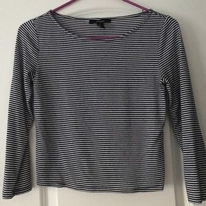 Long sleeve crop top
